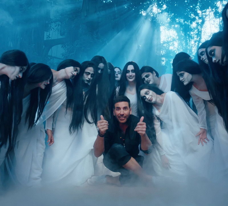 Bhooth Bangla Set to Beat Housefull 5 at Box Office