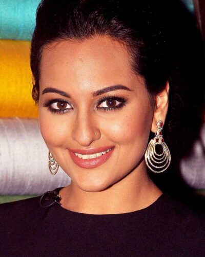 Zaheer Iqbal shares unseen birthday moments with Sonakshi Sinha