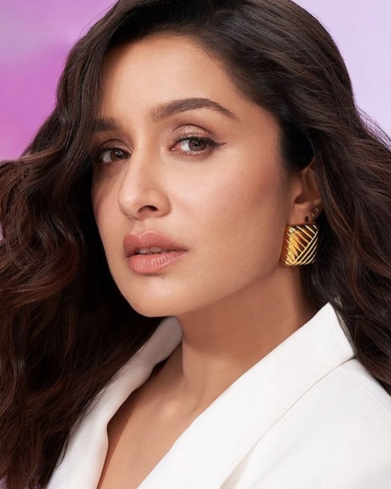 Shraddha Kapoor’s Witty Reply to Brother Siddhant’s Shoutout is Too Wholesome