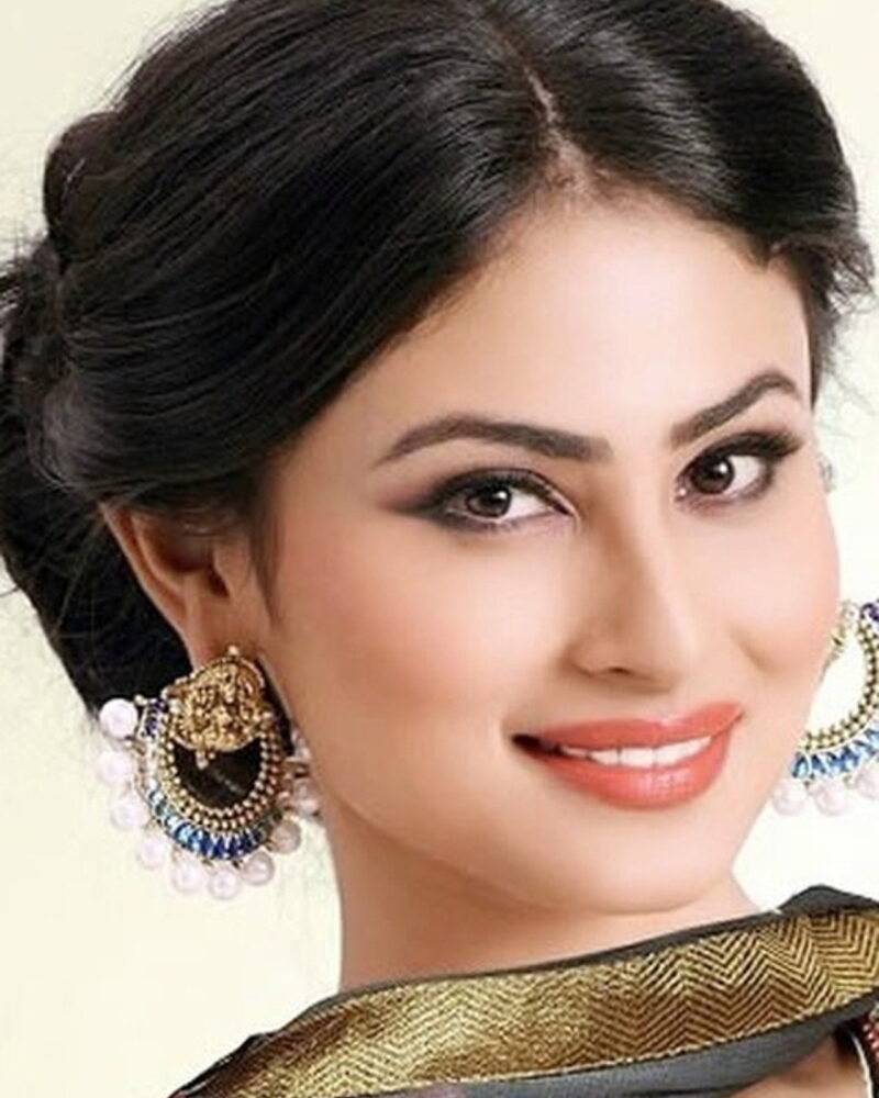 Mouni Roy shares bridesmaids post after announcing separation