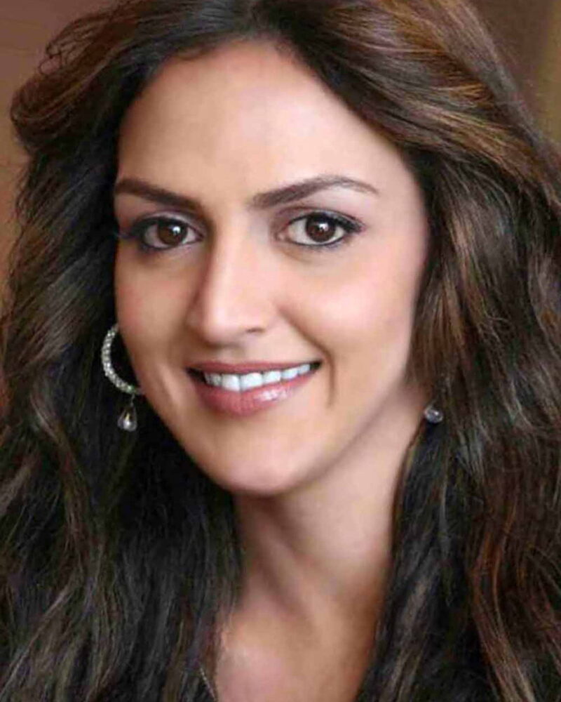 Esha Deol calls Bobby ‘finest actor today’ after Bandar screening
