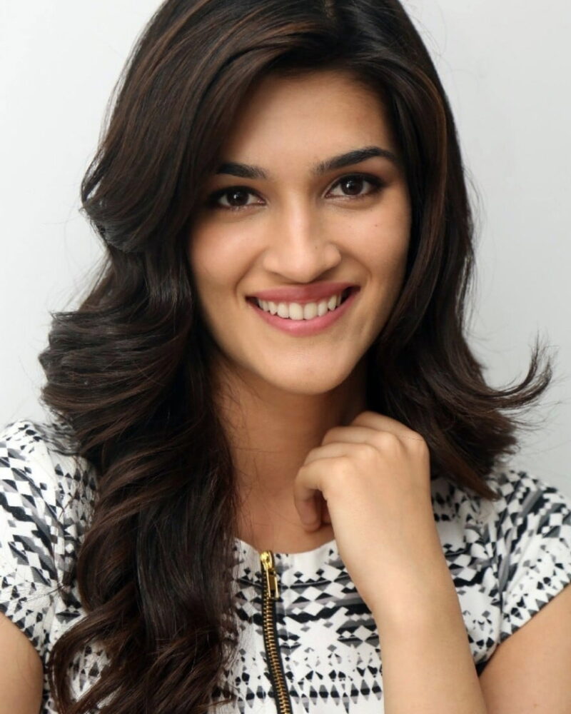 Kriti Sanon Teams Up with Shahid Kapoor for Vogue Eyewear Campaign