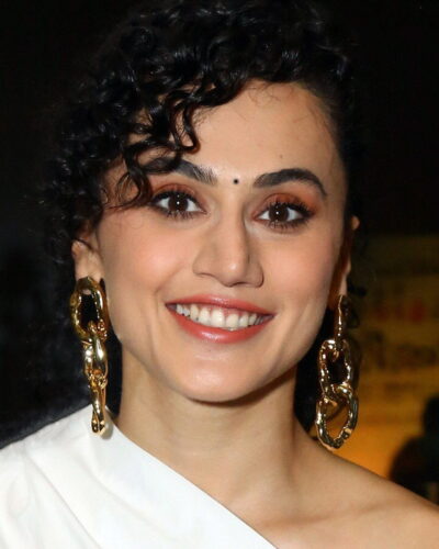 Taapsee Pannu Explains Her Social Media Detox Decision